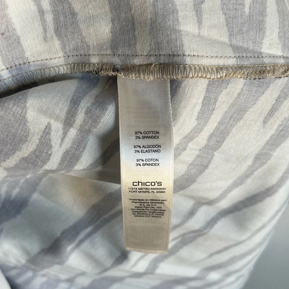 Chico's Button Down Tunic Shirt, Tiger Print, Women's Large - Picture 6 of 8